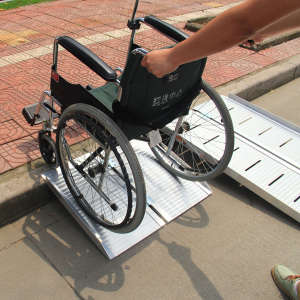 Folding Portable Ramp Wheelchair Ramp with Loading Capacity 600lbs